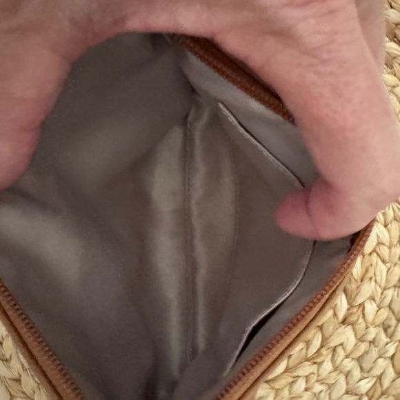 Coach Tan Leather Kisslock Wristlet - Picture 3 of 4